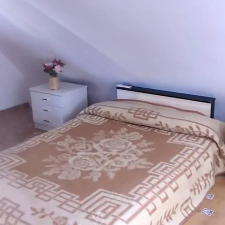 Casita De Papel